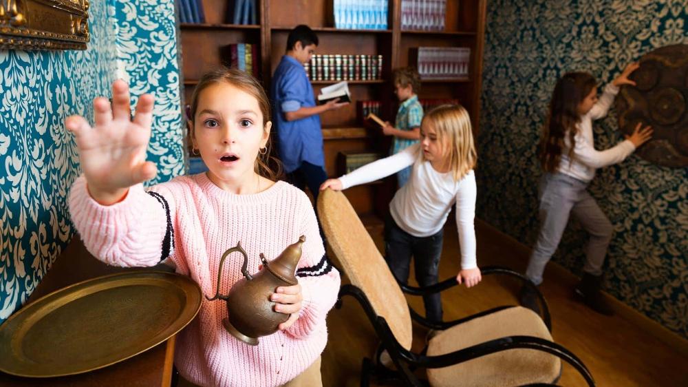 ESCAPE ROOM PARTY PACKAGE